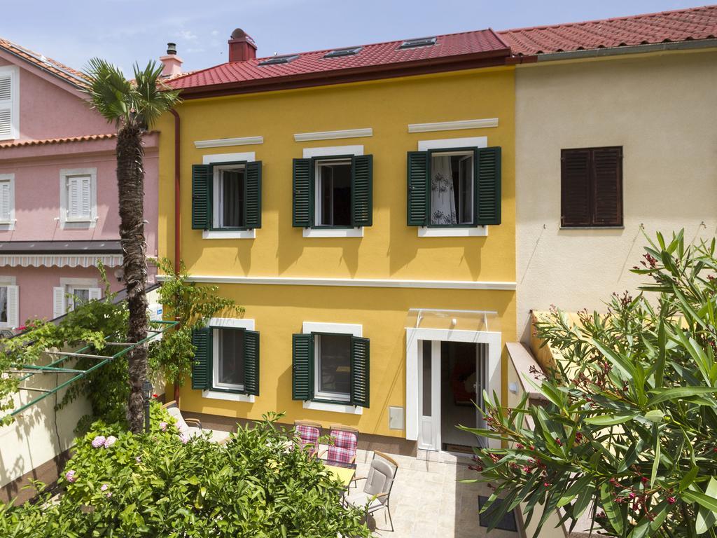 Holiday home Little Tony- Center 40m Crikvenica