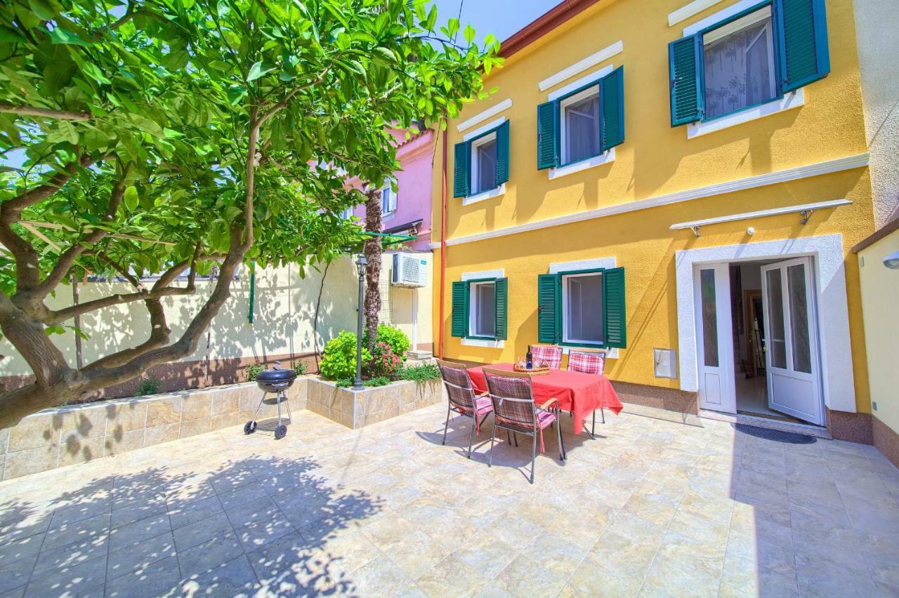 Little Tony- Center 40m Holiday home Crikvenica